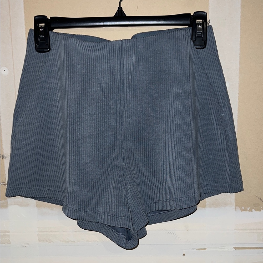 Lululemon Ribbed Softstreme High-Rise Short 2"